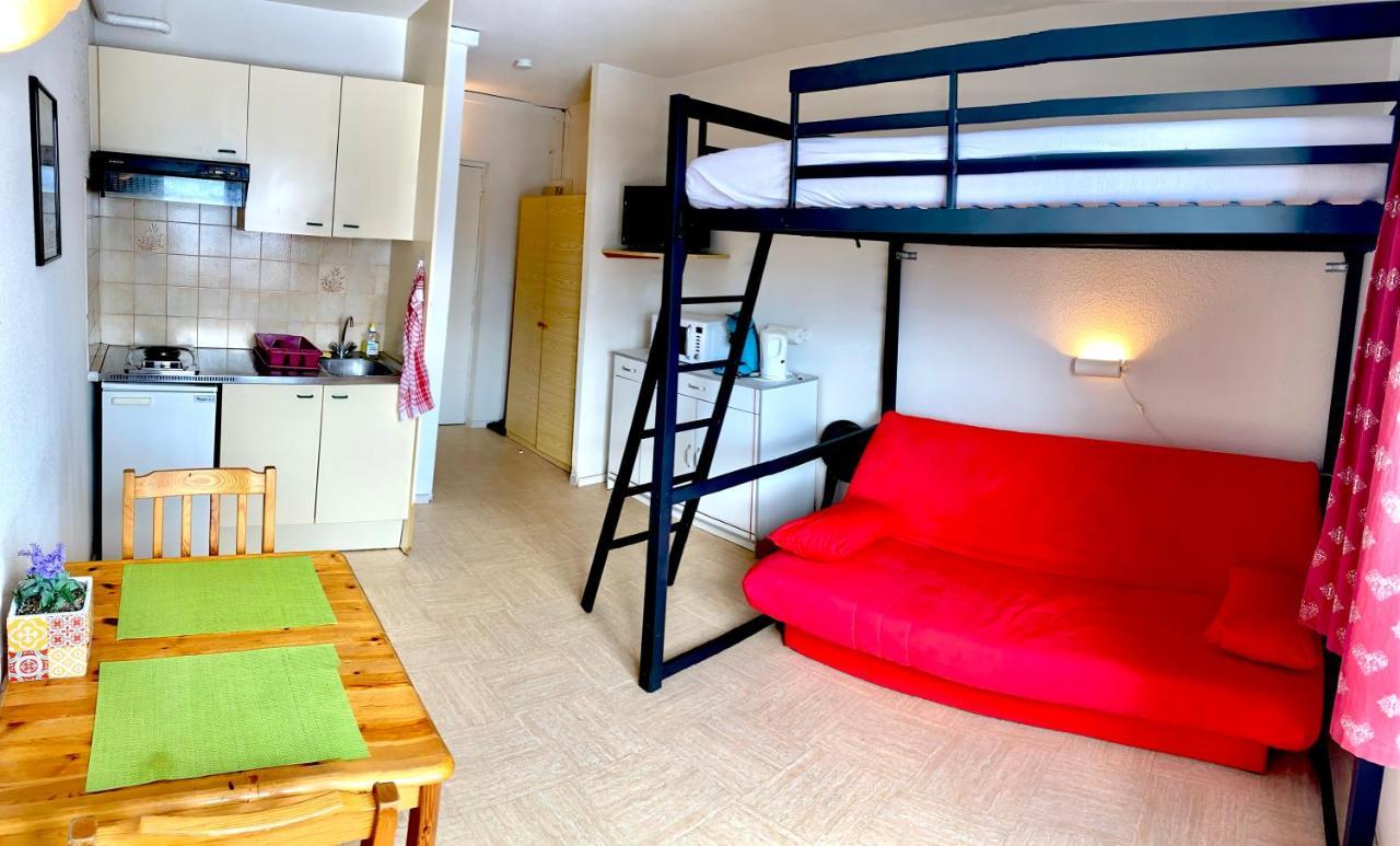 Saint-Étienne-en-Dévoluy Red & Green Studio المظهر الخارجي الصورة