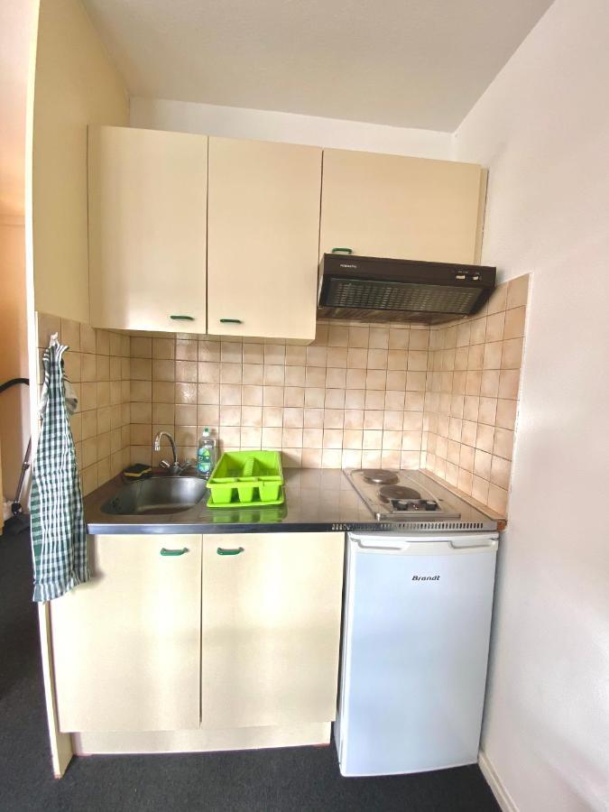 Saint-Étienne-en-Dévoluy Red & Green Studio المظهر الخارجي الصورة
